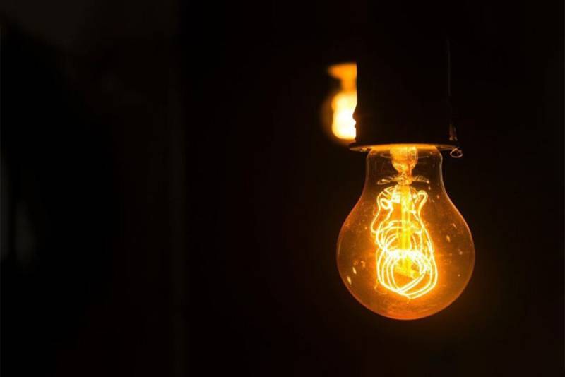 سقوط ۲۸ تیر فشار قوی و انسداد جاده فاریاب